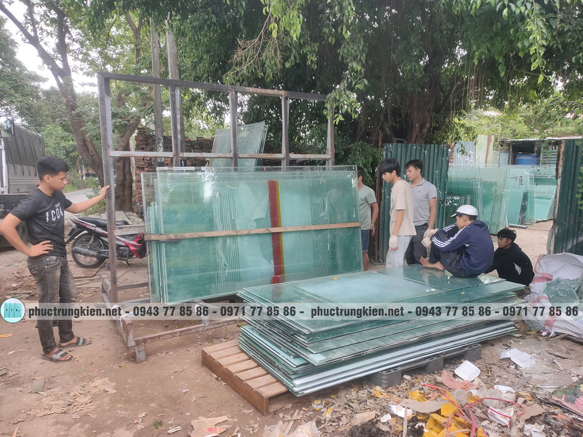 thanh-ly-kinh-cuong-luc-cu-tai-ha-noi